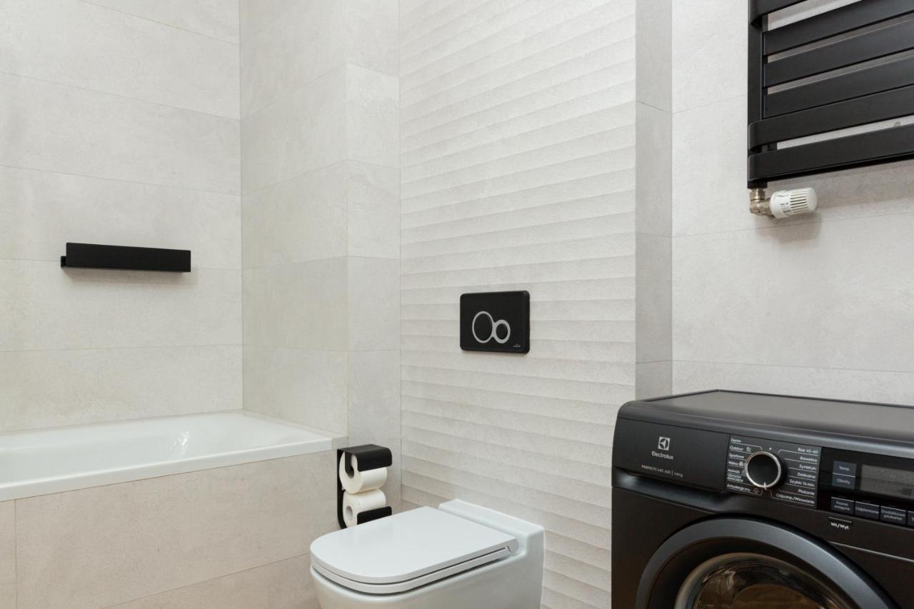 Awangarda Apartment Warsaw Ochota By Renters Prestige Kültér fotó