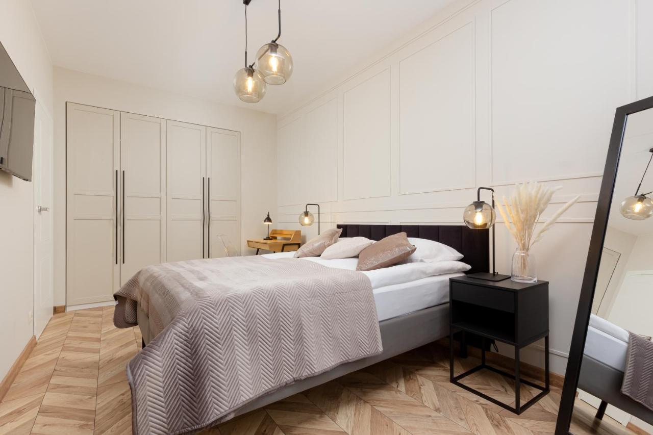 Awangarda Apartment Warsaw Ochota By Renters Prestige Kültér fotó